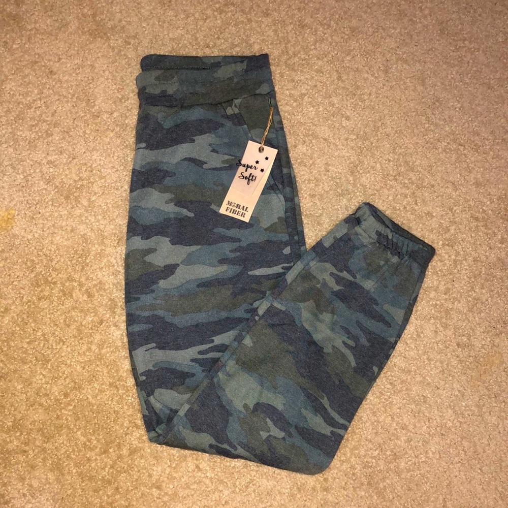 Camo sweat pants